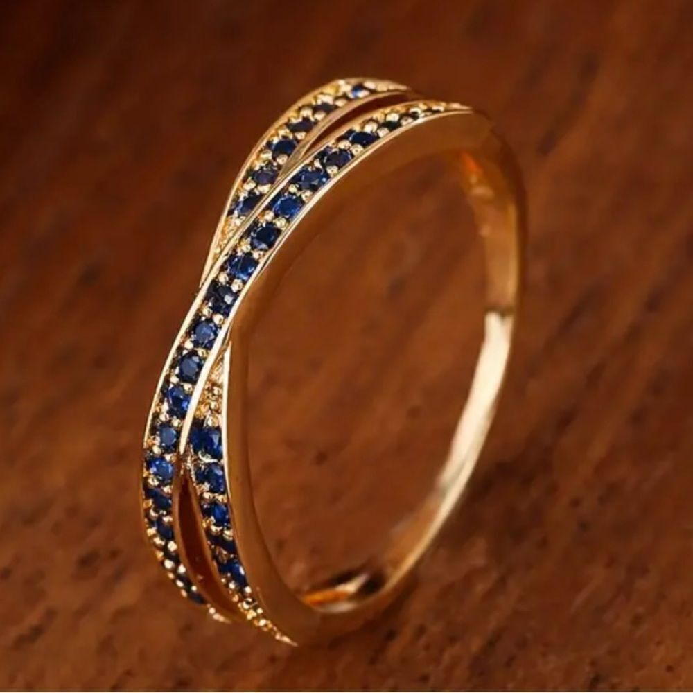 FASHION CROSS ZIRCON RING - Picture 1 of 3